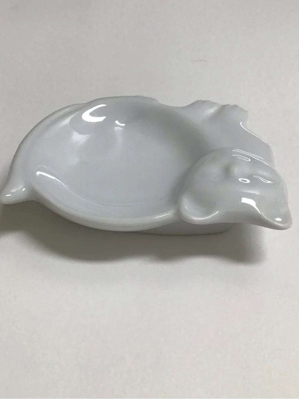 Knobler Porcelain White Cat Tea Bag Holder Trinket Dish Gum 3x4” Japan Vintage